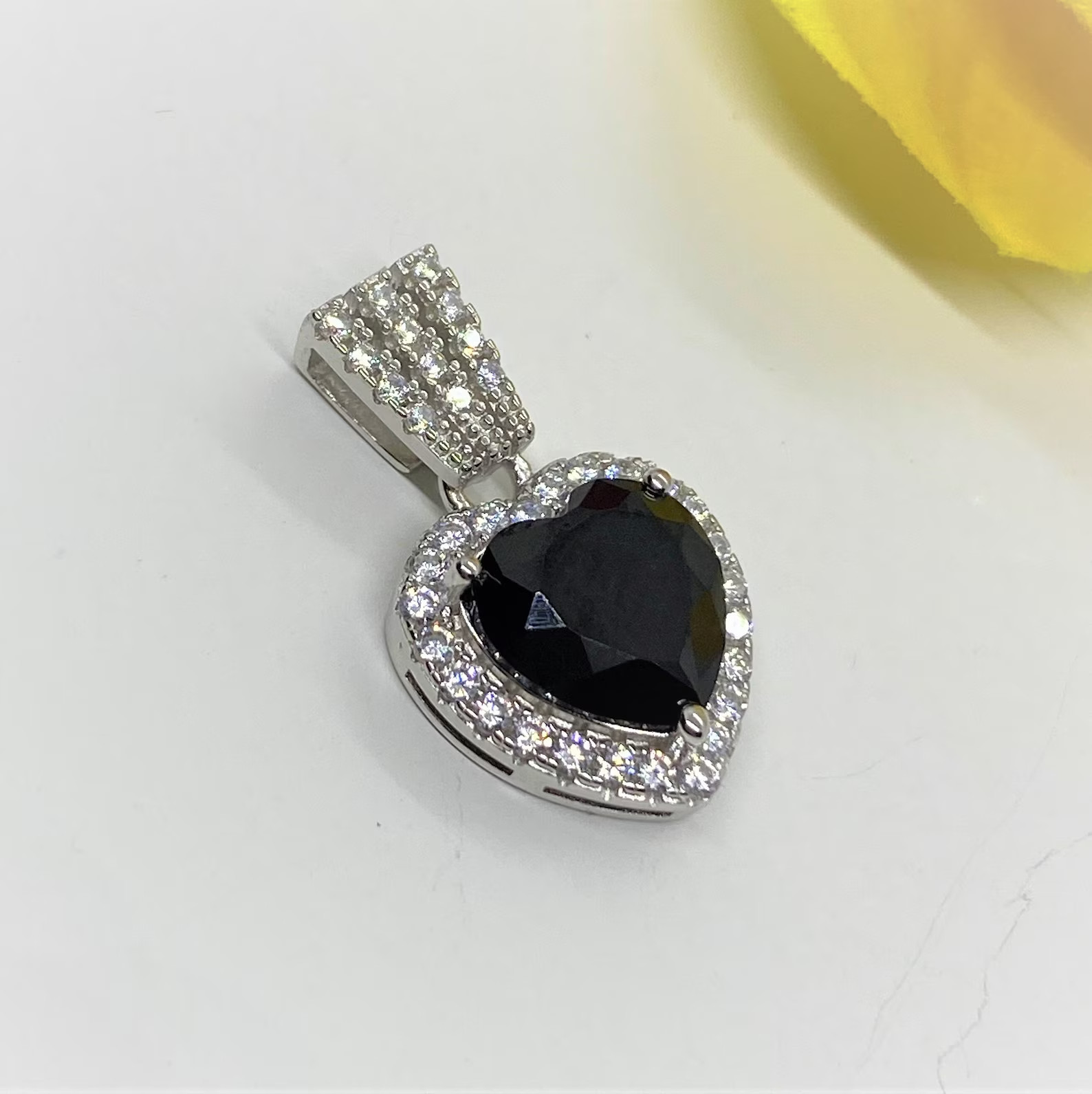 3.50 Ct Heart Cut Natural Sapphire Diamond Gorgeous Pendant 14K White Gold