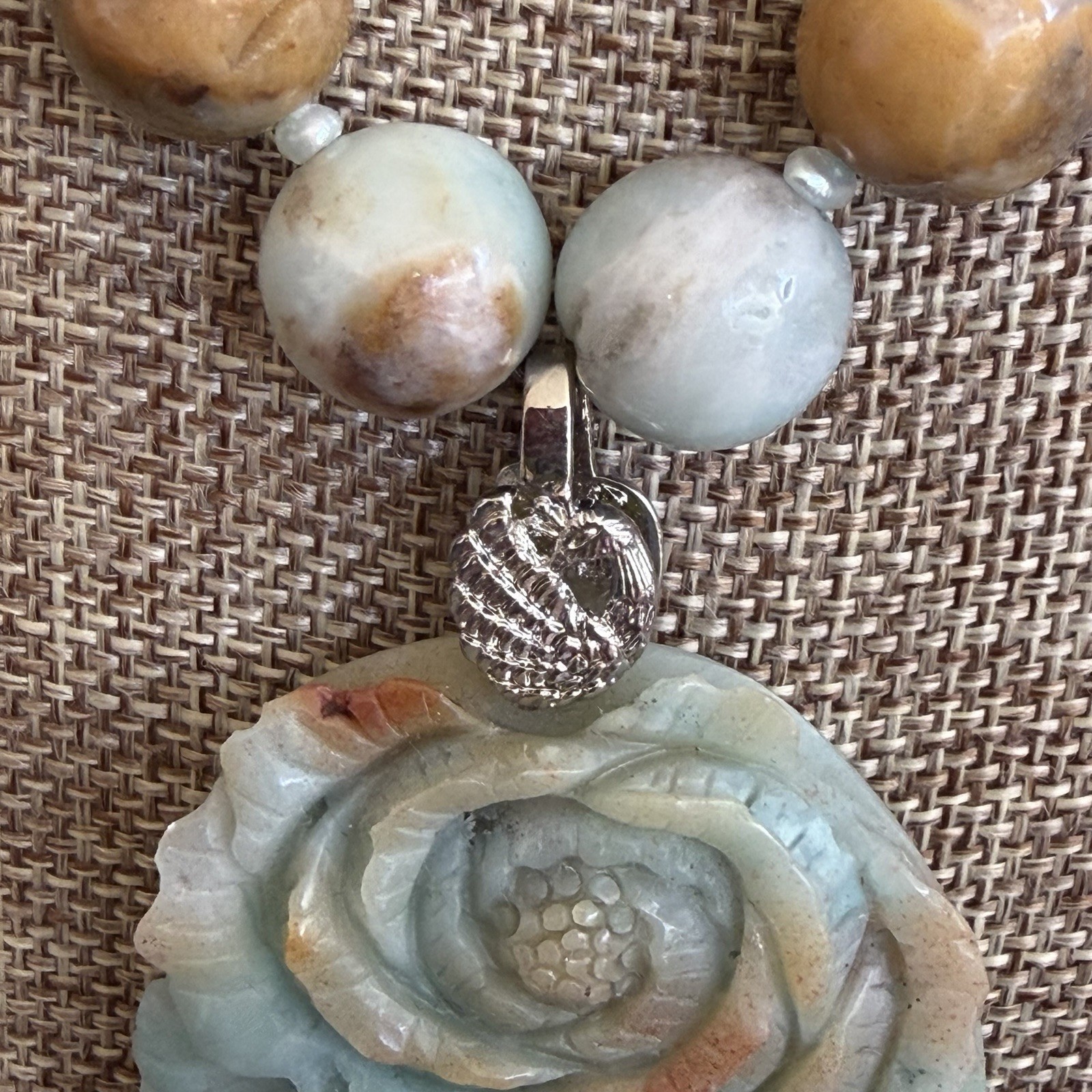 HAND CARVED AMAZONITE CAT & ROSE PENDANT NECKLACE EARRING SET WITH FANCY CLASP