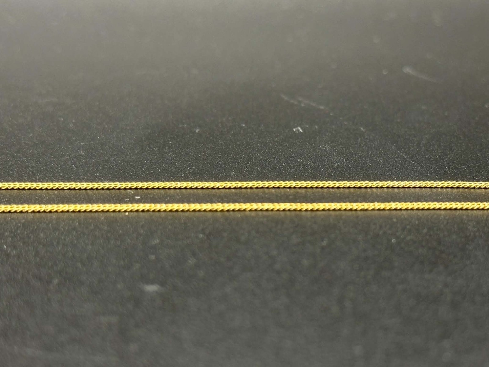 Unisex 18ct Yellow Gold Tight Curb Link Necklace