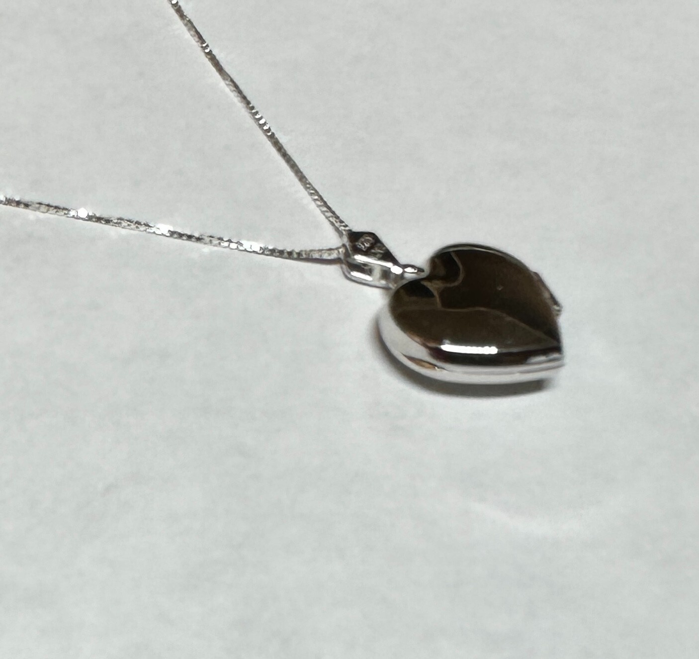 Ster Silver Rhodium-plated Genuine Diamond 15mm Filigree Heart Locket w/Chain