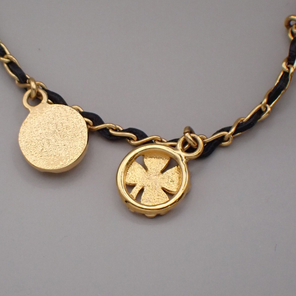CHANEL CC Camellia Clover Chain Necklace 96P Leather GHW Vintage 665RK645