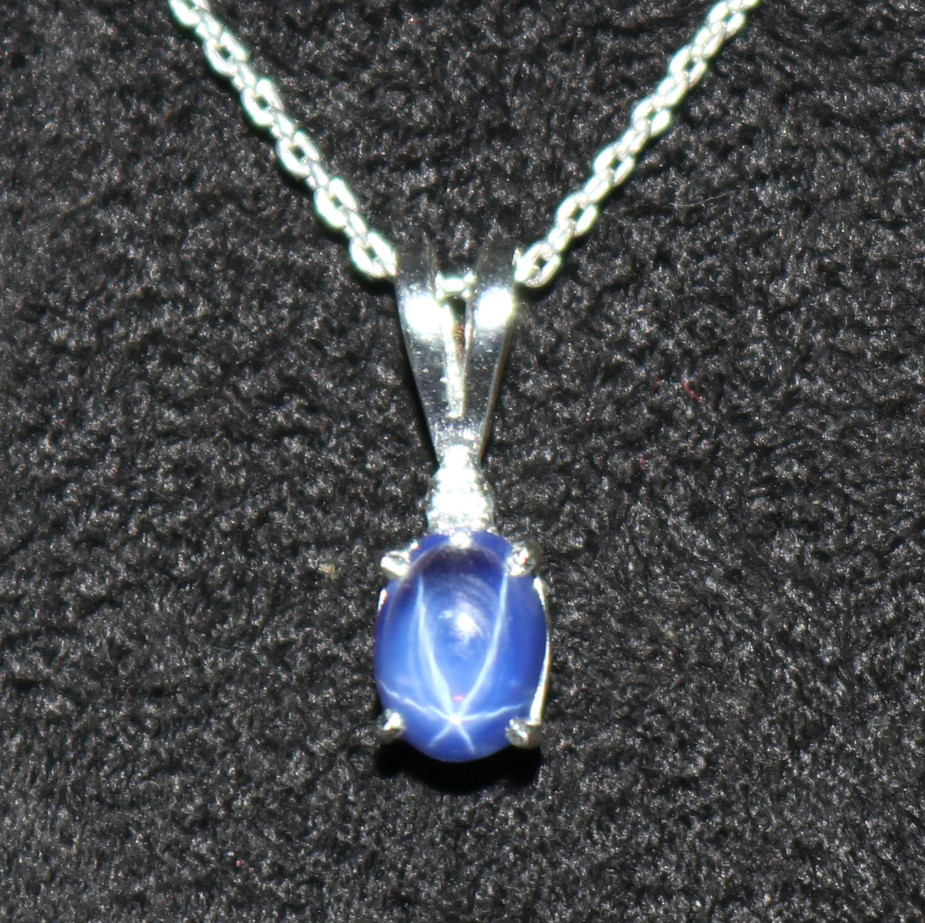 Natural Oval Cut 6 Rays Star Blue Sapphire Gemstone 925 Sterling Silver Pendant