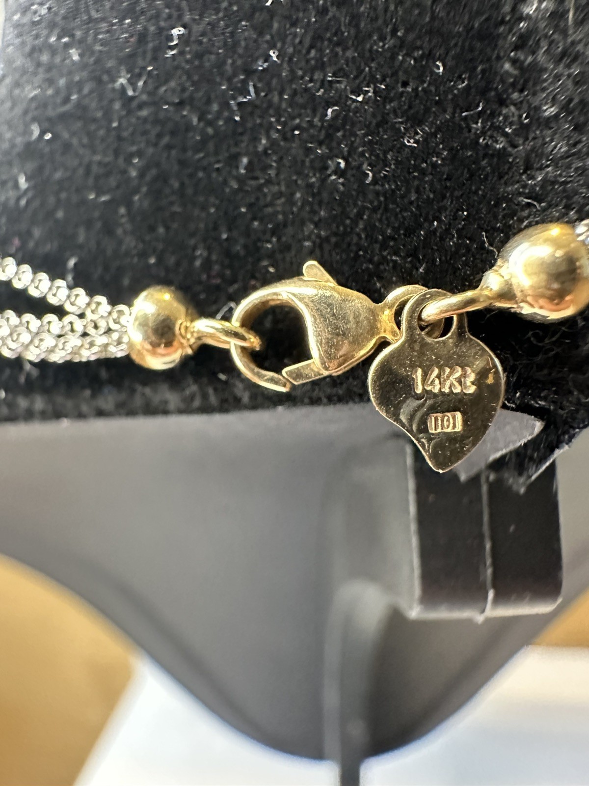 FINE 14 KARAT TWO TONE GOLD HEART DANGLE NECKLACE