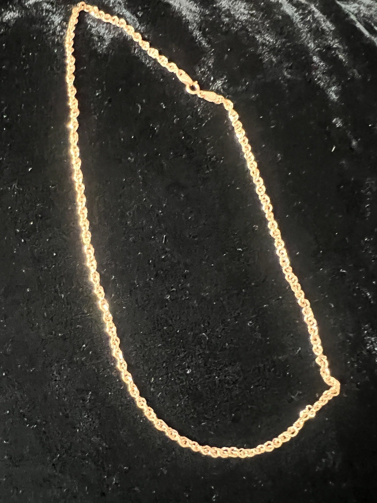 14k Solid Rose Gold Rope Chain 15″ 2.5 MM 2.4 Grams