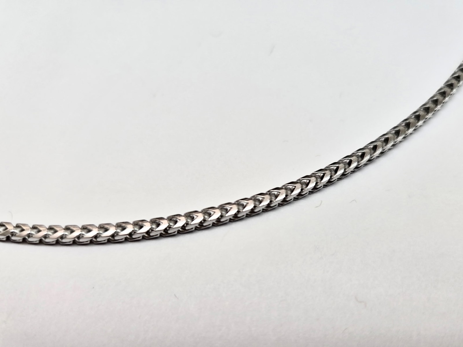 925 Sterling Silver Rhodium Finish Thin Franco Chain Necklace 2.5mm 32″ to 36″