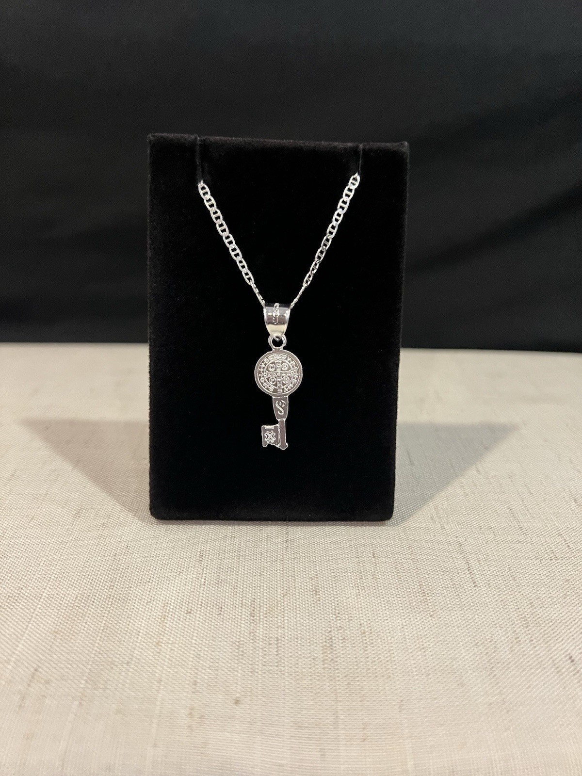 925 Sterling Silver Small St Benedict Key San Benito Llave & Mariner Chain 20 24
