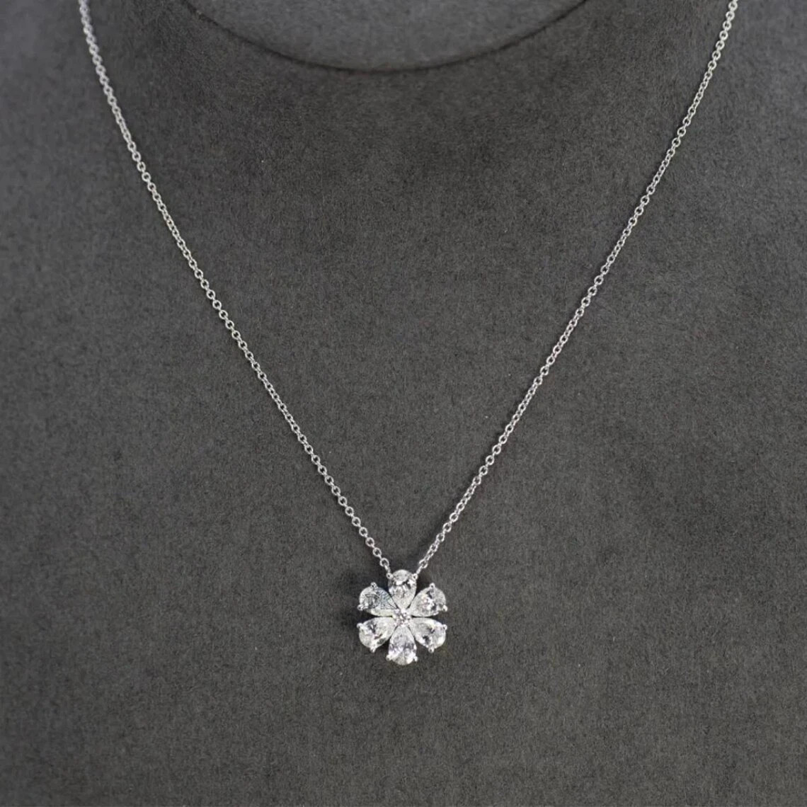 14K White Gold Plated 2Ct Pear Cut White Moissanite Women Beauty Flower Pendant