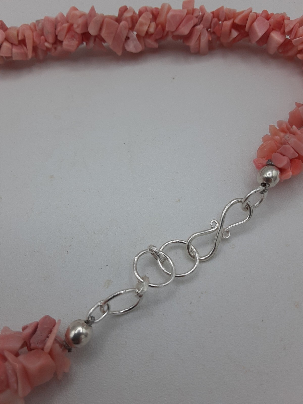 Peach Opal Chips Twist Pattern Necklace Sterling Silver S Hook 185 ctw (20 Inch)