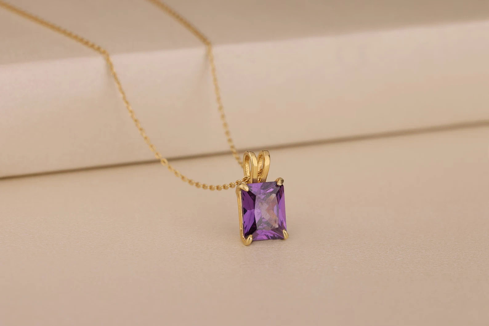 2 Ct Emerald Lab Created Purple Amethyst Women’s Pendant 14K Yellow Gold Plated