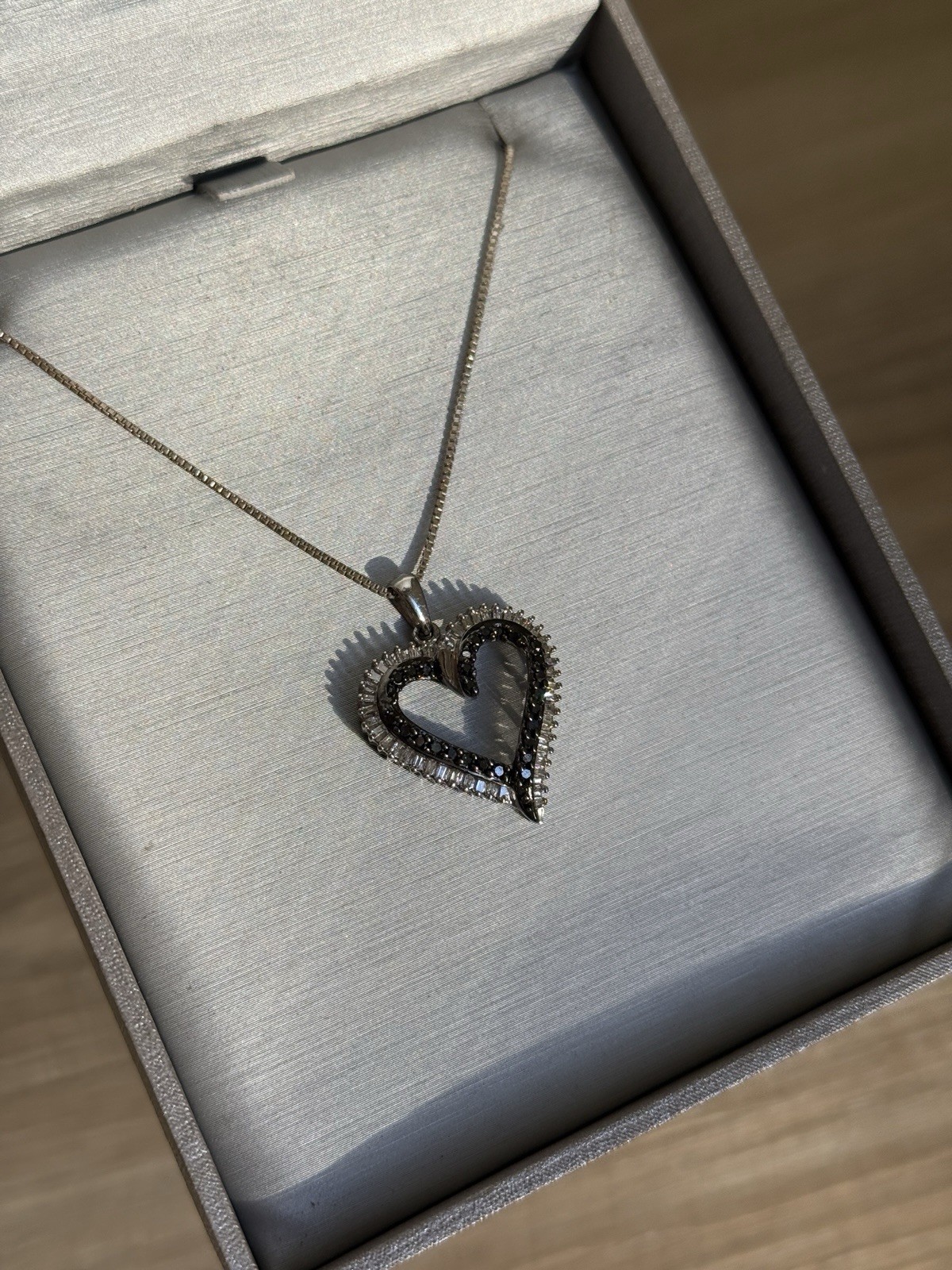 GUC Zales The Heart Within Black White Diamond .925 Necklace *Damaged Clasp*
