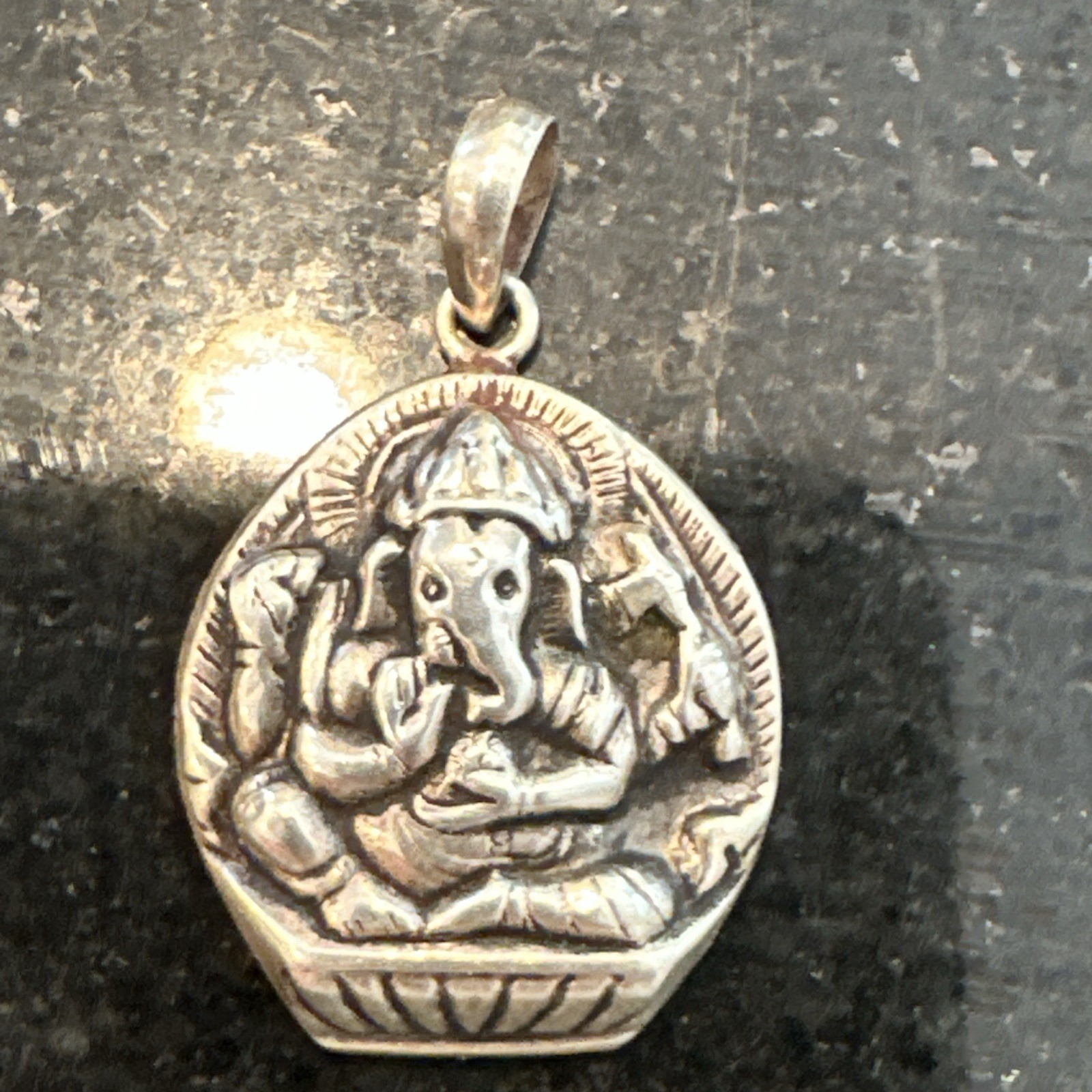 Sterling Silver Tibet Tibetan Silver Lord Ganesh Amulet Pendant -stamped 925