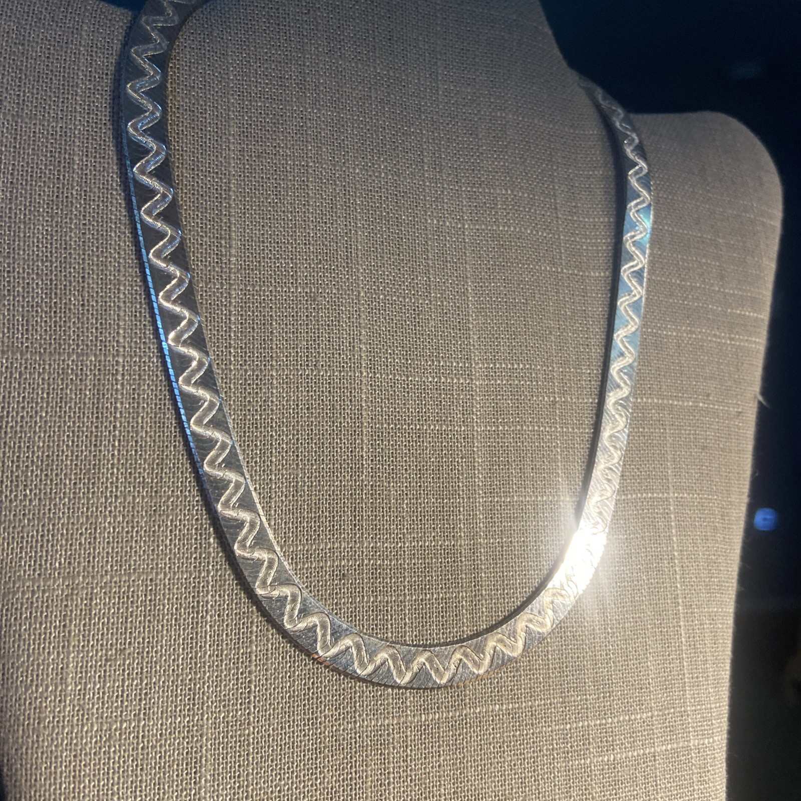 MILOR Italy Reversible Etched Herringbone 9mm Sterling Silver 18″ Necklace