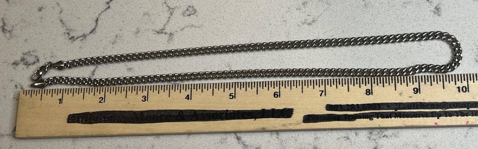 New Macy’s Sutton Gold tone Stainless Steel 20″ Cuban Link 5mm chain Necklace