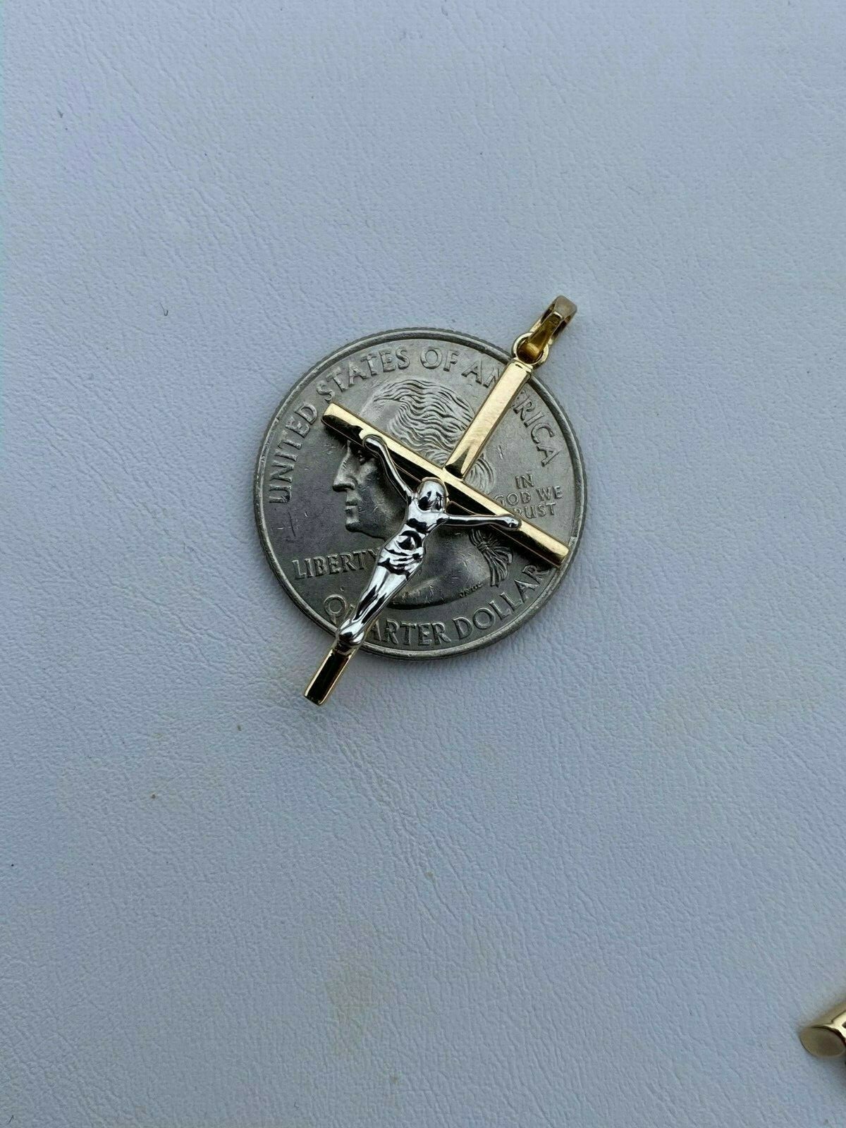 Mens Solid 14k Yellow & White Gold Cross W. Jesus Pendant 1.25″ 1.2gr Necklace