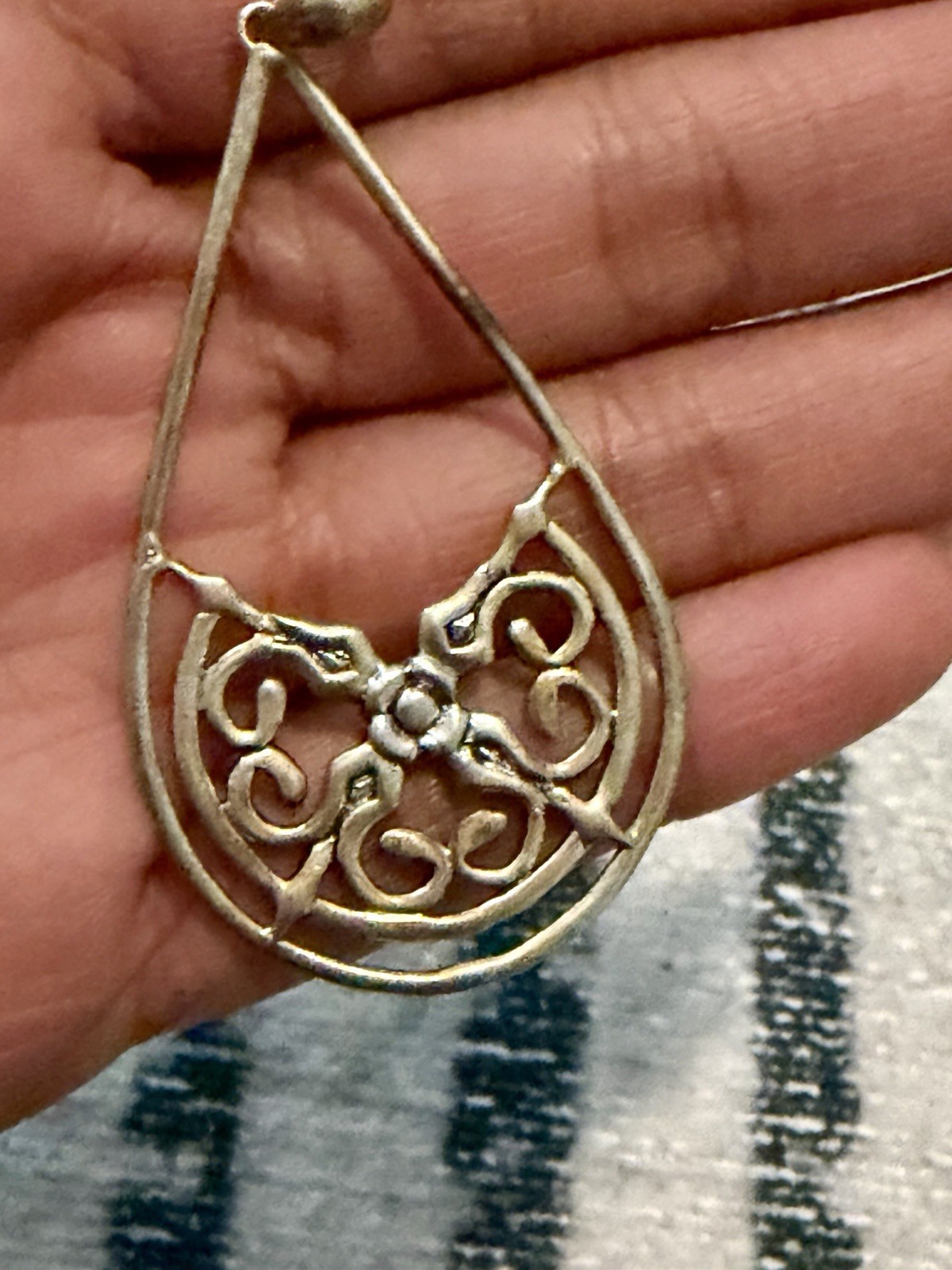 Sterling Silver Teardrop Filigre Stamped Pendant Estate Piece
