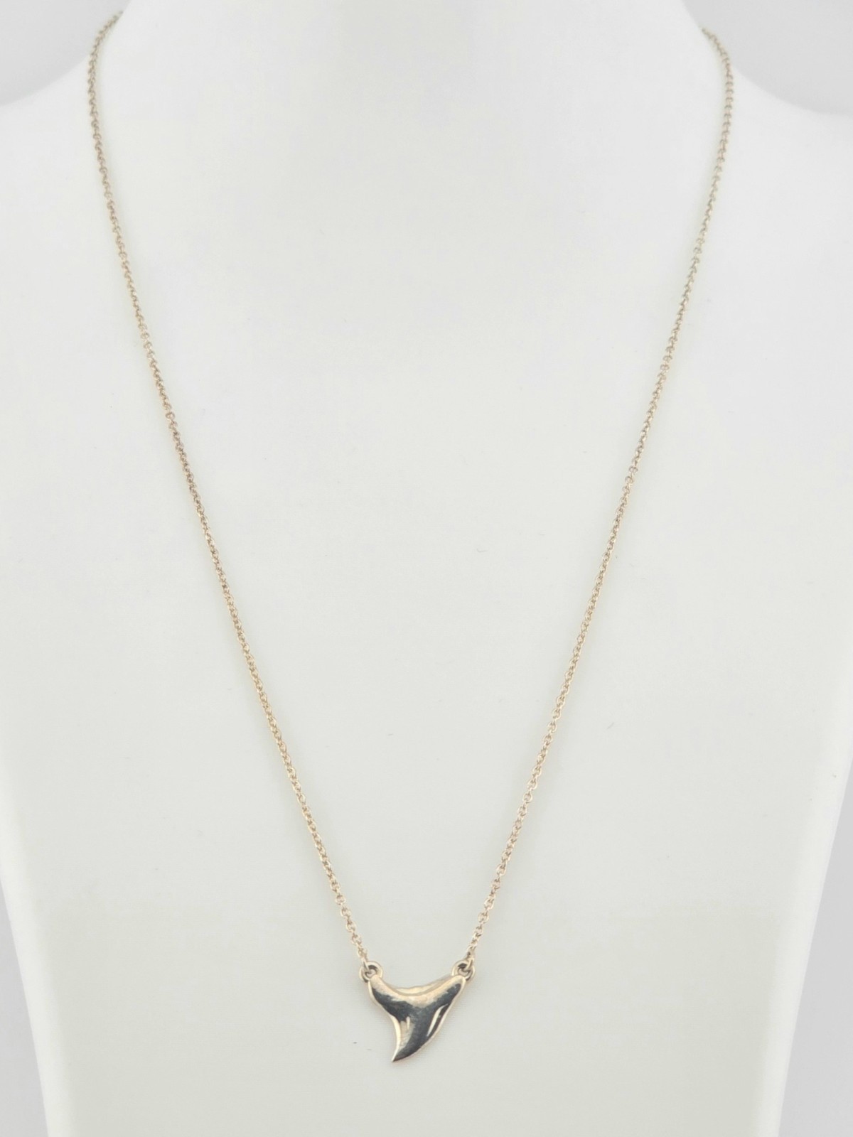 STERLING SHARK TOOTH NECKLACE 16-18 in – 833253