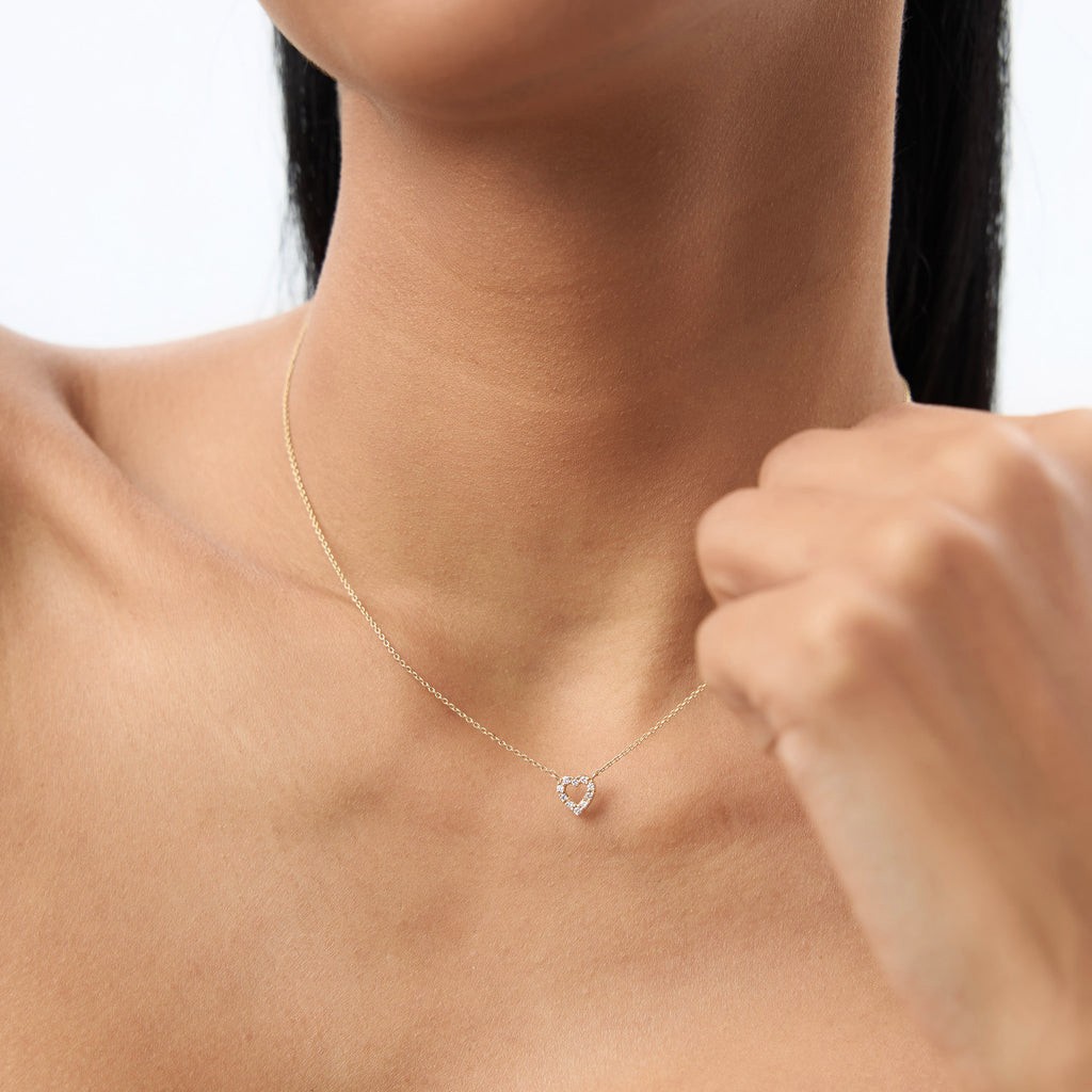 Solid 14K Gold Round Cut Natural Diamond Dainty Heart Pendant Necklace For Her