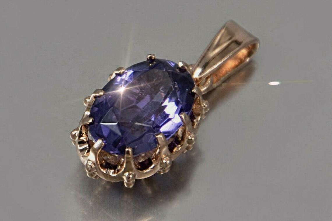 3Ct Oval Cut Alexandrite Diamond Beautiful Pendant 14K Rose Gold Over Free Chain