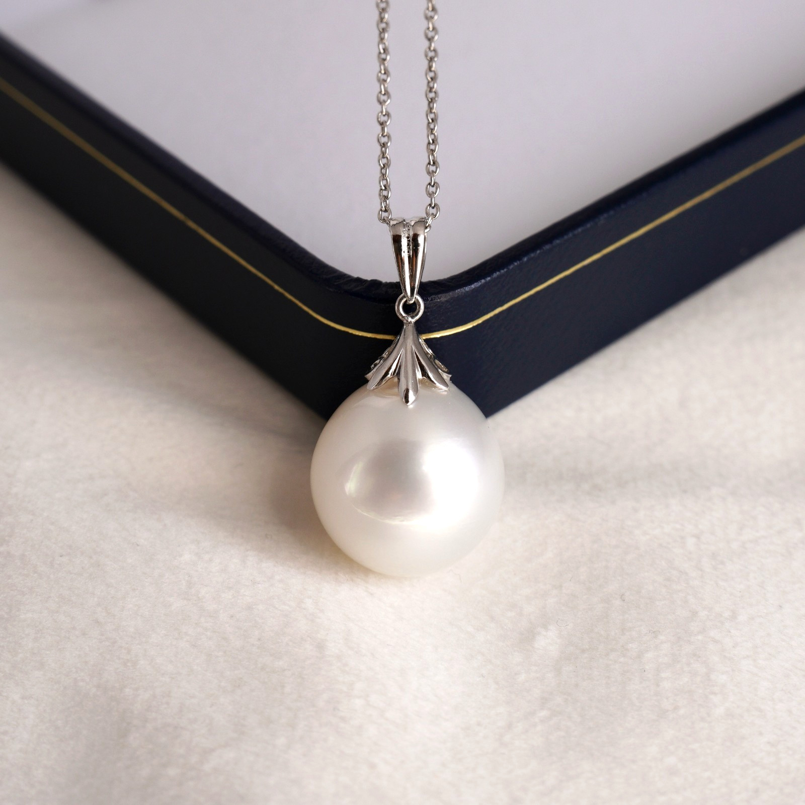 Luster~ Big 15.5mm White Australian South Sea Pearl Pendant Platinum 900,Gift