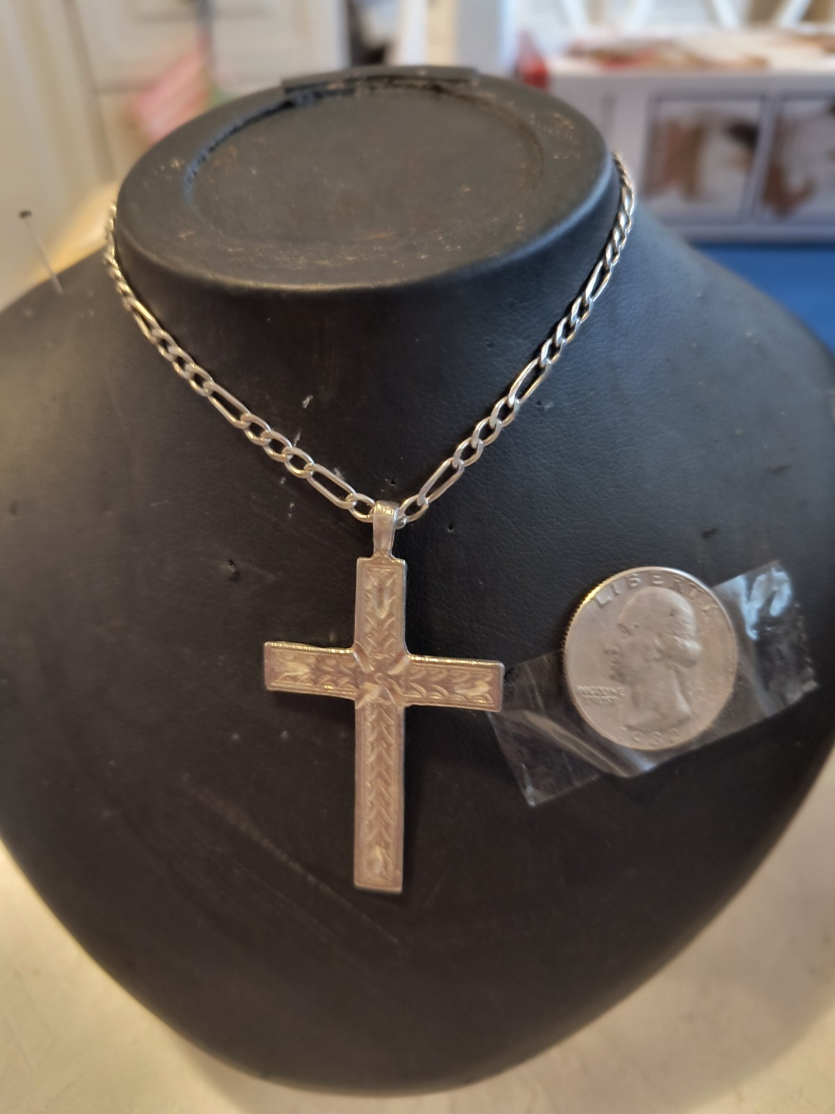 VTG Sterling Cross with Chain 24inch Male Or Female Sterling Silver Diamond Cut