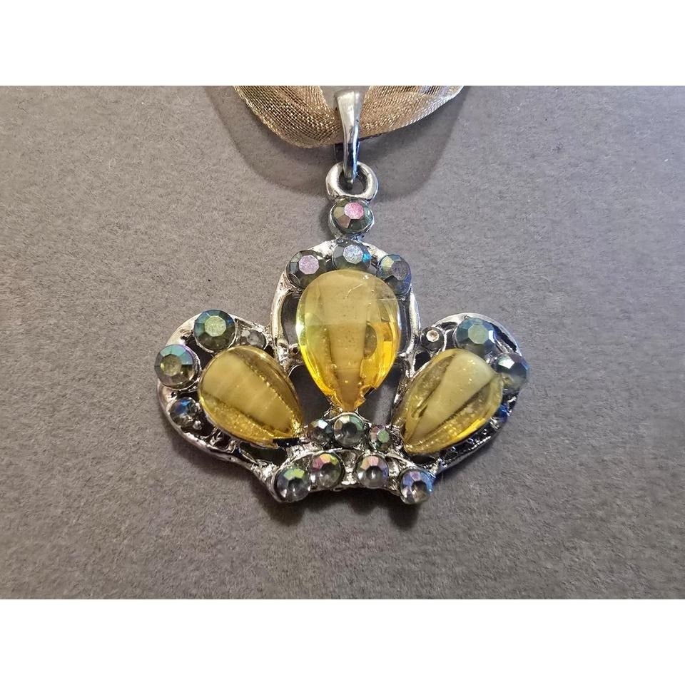 Crown Pendant Necklace Yellow Silver Ribbon Cord Rhinestone Crown
