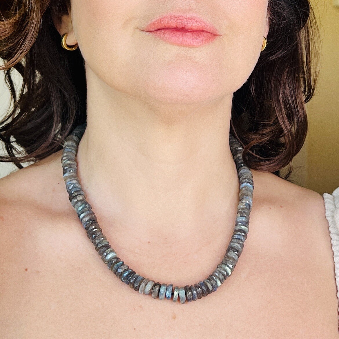 Genuine Labradorite (352cts) 14k Strand/String Beaded Necklace, New 18.5″