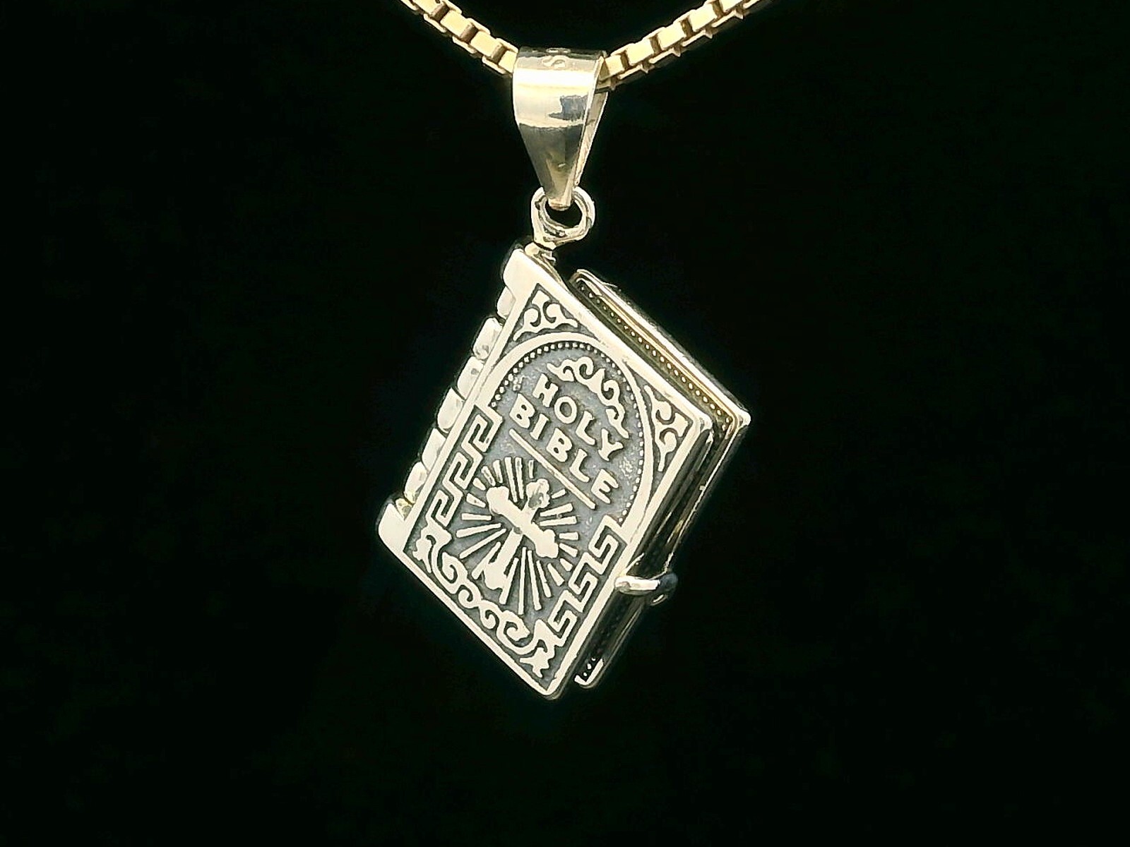 925 Sterling Silver Bible Necklace with The Lord’s Prayer