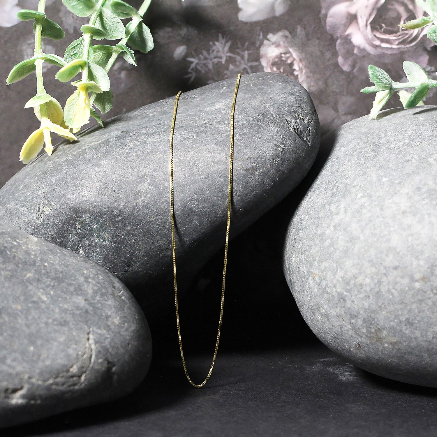 Classic Box Chain, 10K Yellow Gold, Sizes 16-20, 0.45 mm, Dainty, Polished