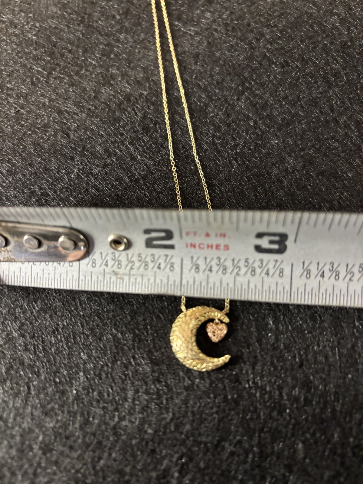 10K SOLID YELLOW GOLD 3D MOON & ROSE HEART PENDANT ON CABLE CHAIN NECKLACE.