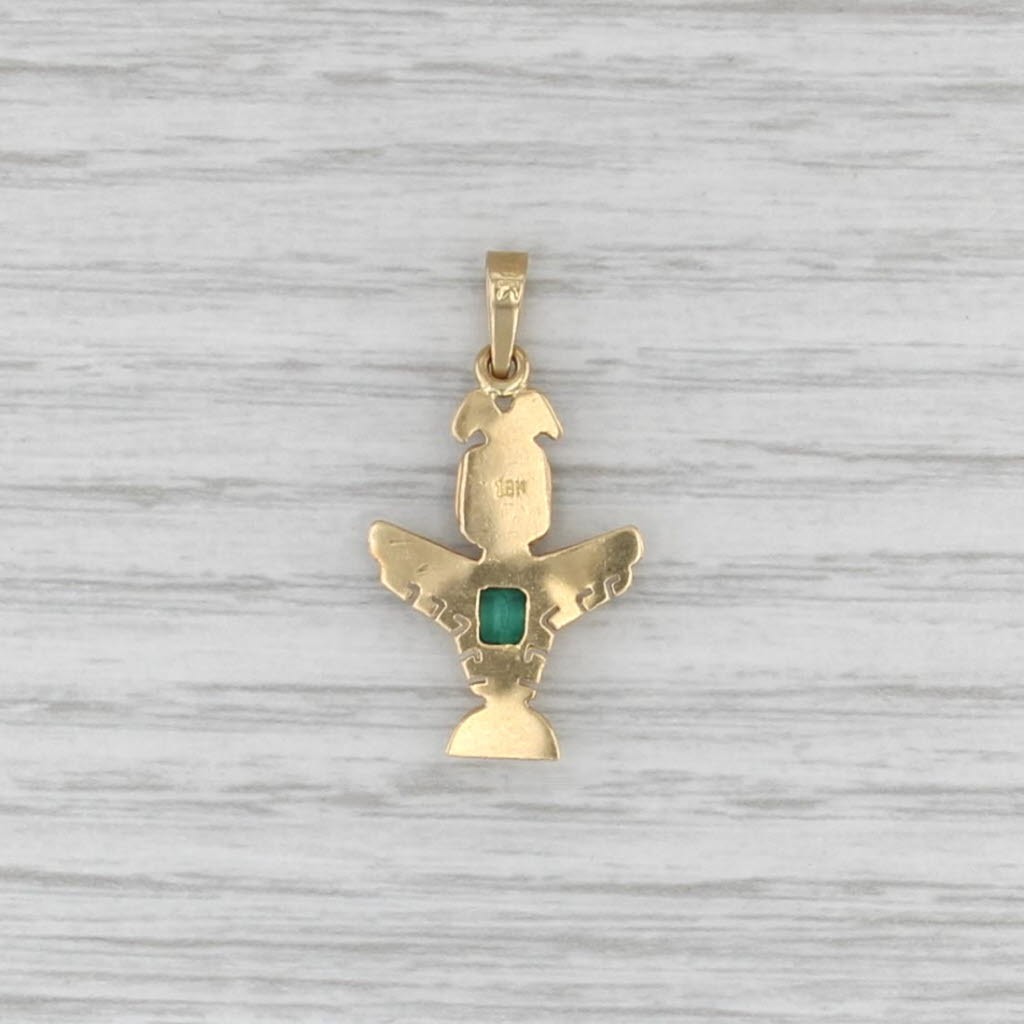 0.20ct Emerald Tribal Bird Pendant 18k Yellow Gold