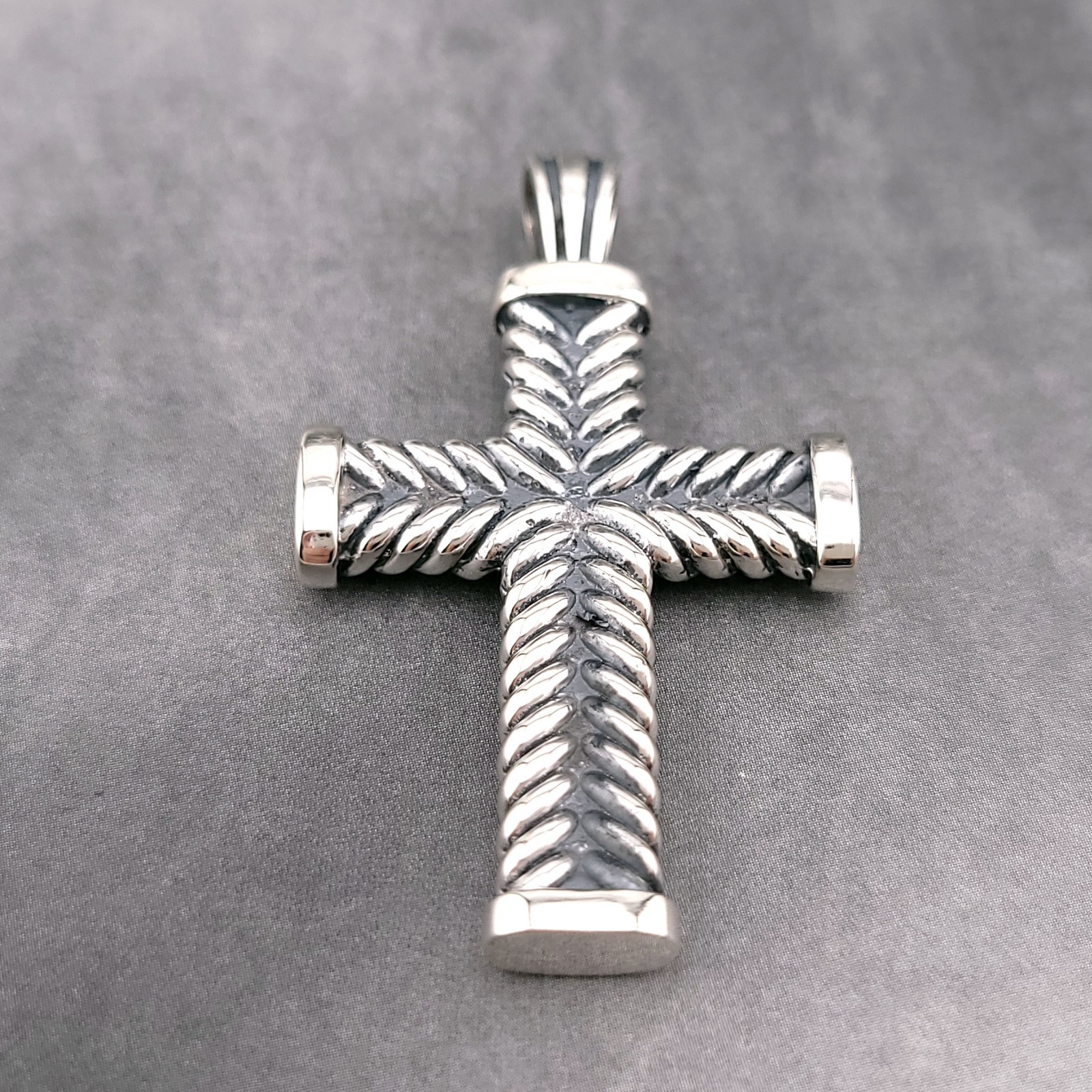 David Yurman Sterling Silver 1.75in Chevron Cable Cross Crucifix Amulet Pendant