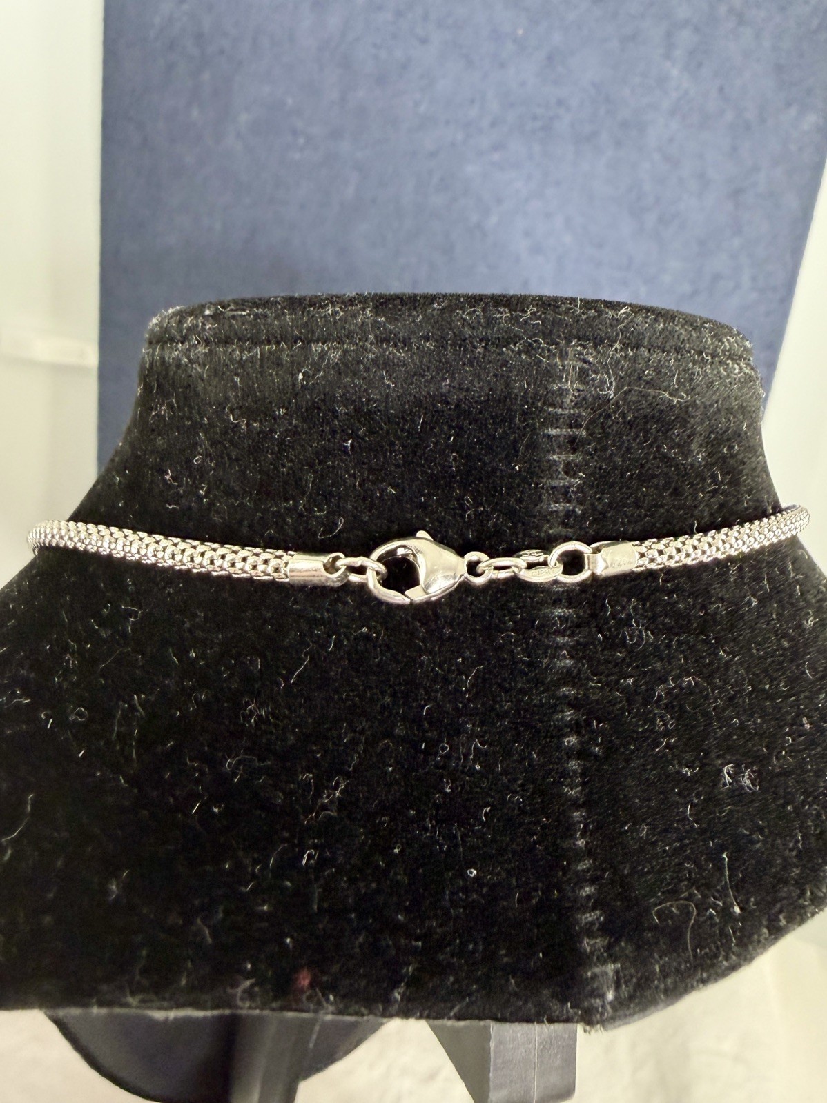 JAMES AVERY Sterling Silver Shield Faith Cross Pendant Popcorn Necklace; RETIRED