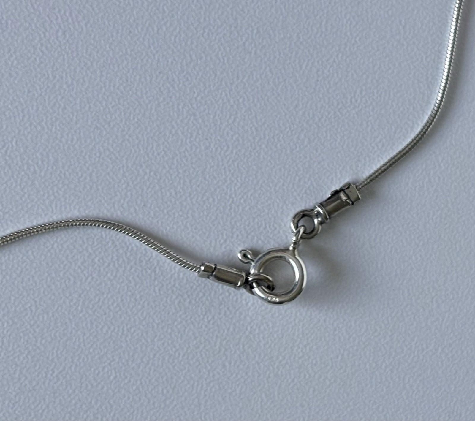 Silpada Hammered 925 Sterling Silver LABRADORITE Lariat Bolo Necklace N0881