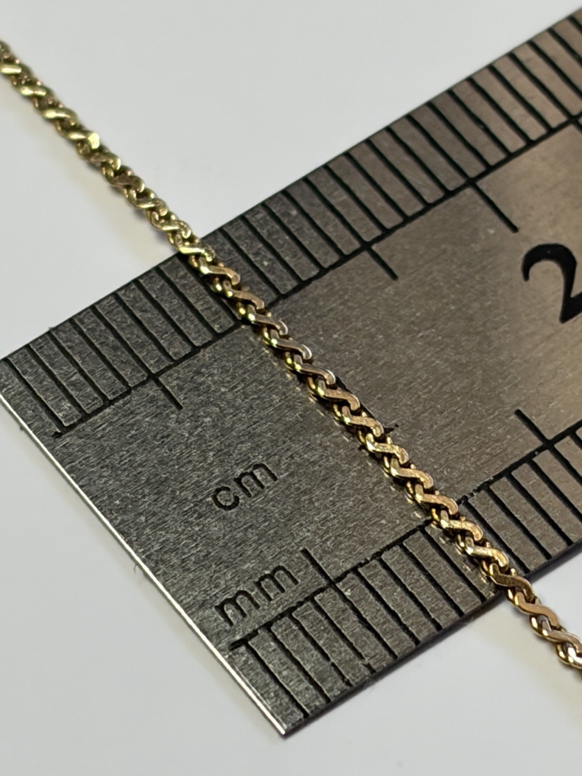 Solid 14k Yellow Gold Serpentine necklace. 1MM 20 inch 2G Gold