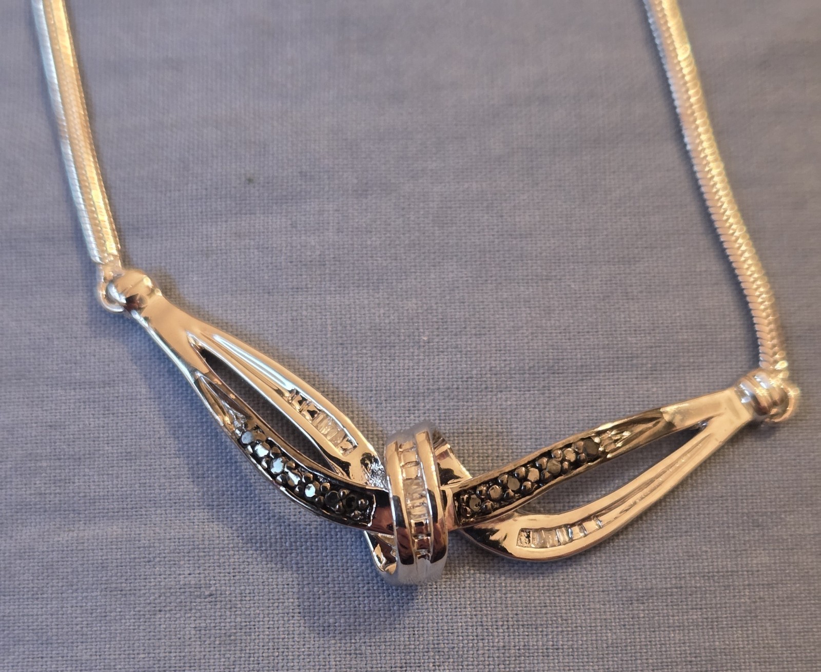 Sterling Silver Sparkling Black Diamond Necklace Vintage 1/10 CTW 925 Pendant