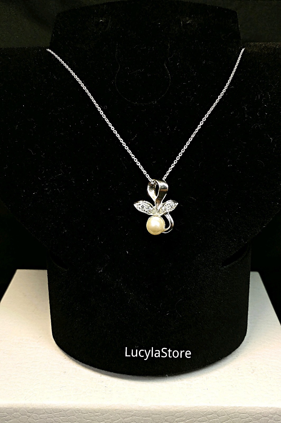 Genuine 18K White Gold Flower Pendant & Oval Chain 18.11″ Necklace 4.7g Italy