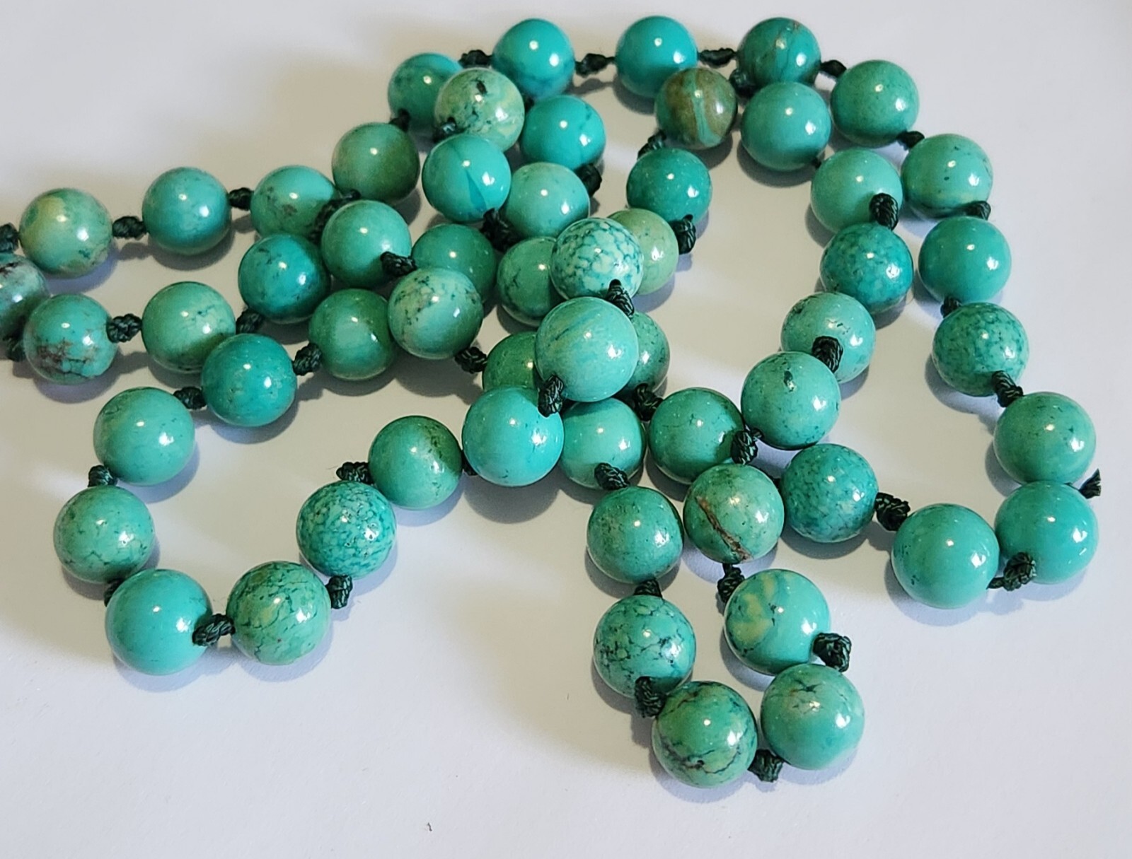Magnesite Endless Beaded Necklace -32 in