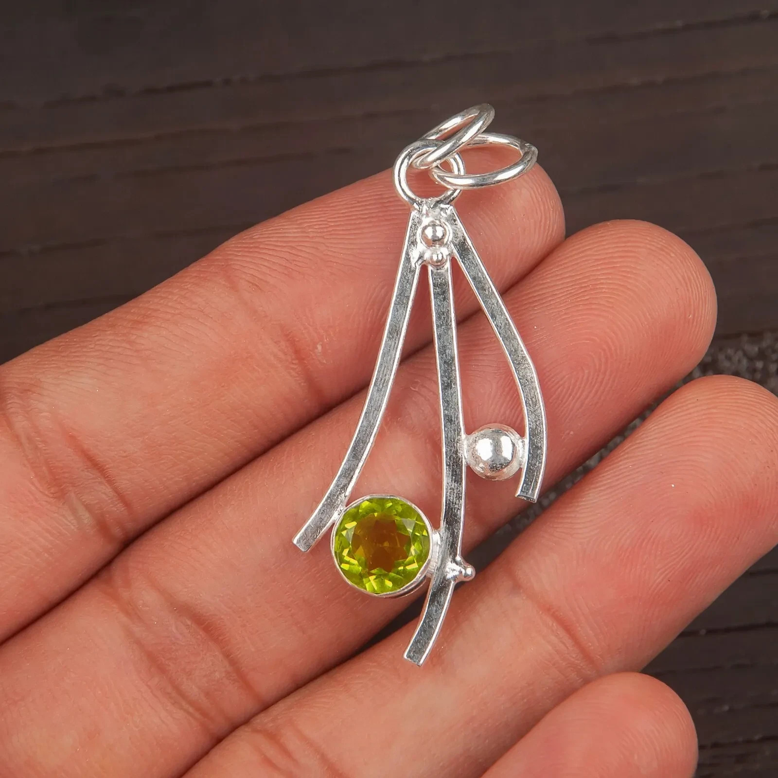 Green Peridot Gemstone 925 Sterling Silver Pendant Handmade Jewelry Gift For Her