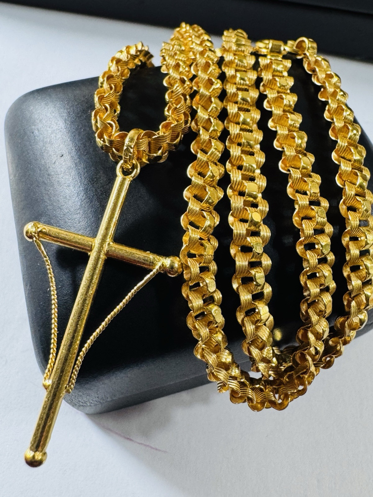 Solid Genuine 22K 916 Dubai Gold Rare Cross Necklace 17.5/18 Inch 6mm 21.72g