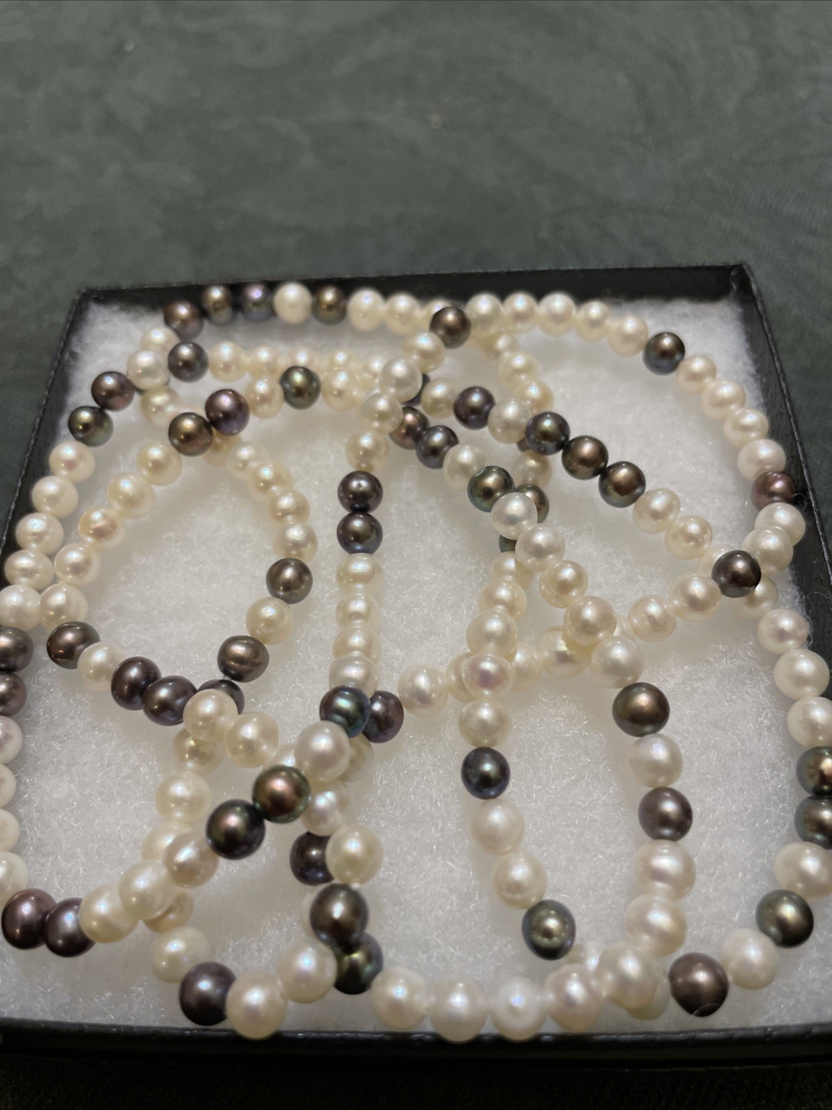 QVC Beautiful White & Black Pearl Necklace Continuous Strand 32 Inch.