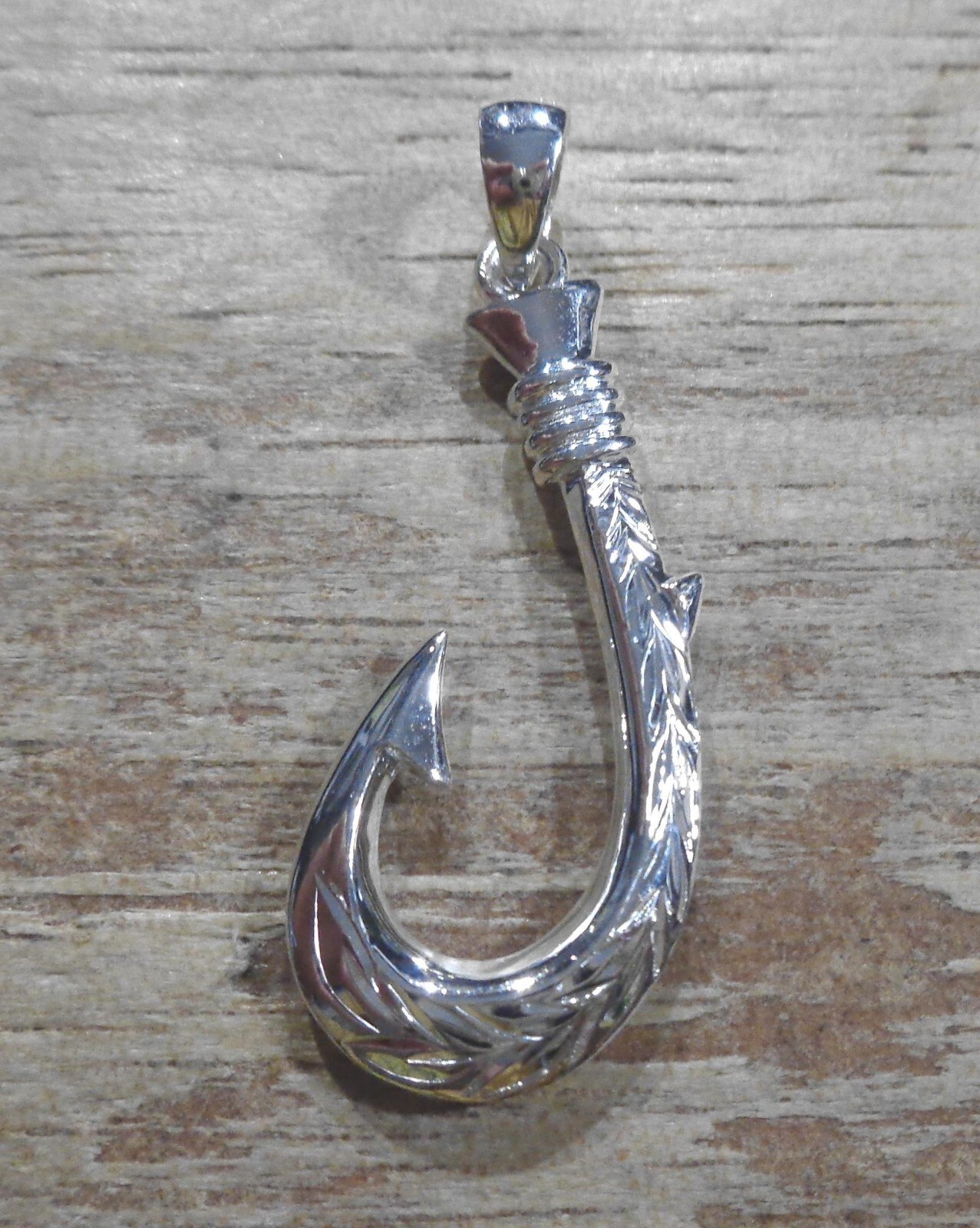 19MM SOLID 925 SILVER 2SIDED ENGRAVED HAWAIIAN SCROLL MAILE FISH HOOK PENDANT #2