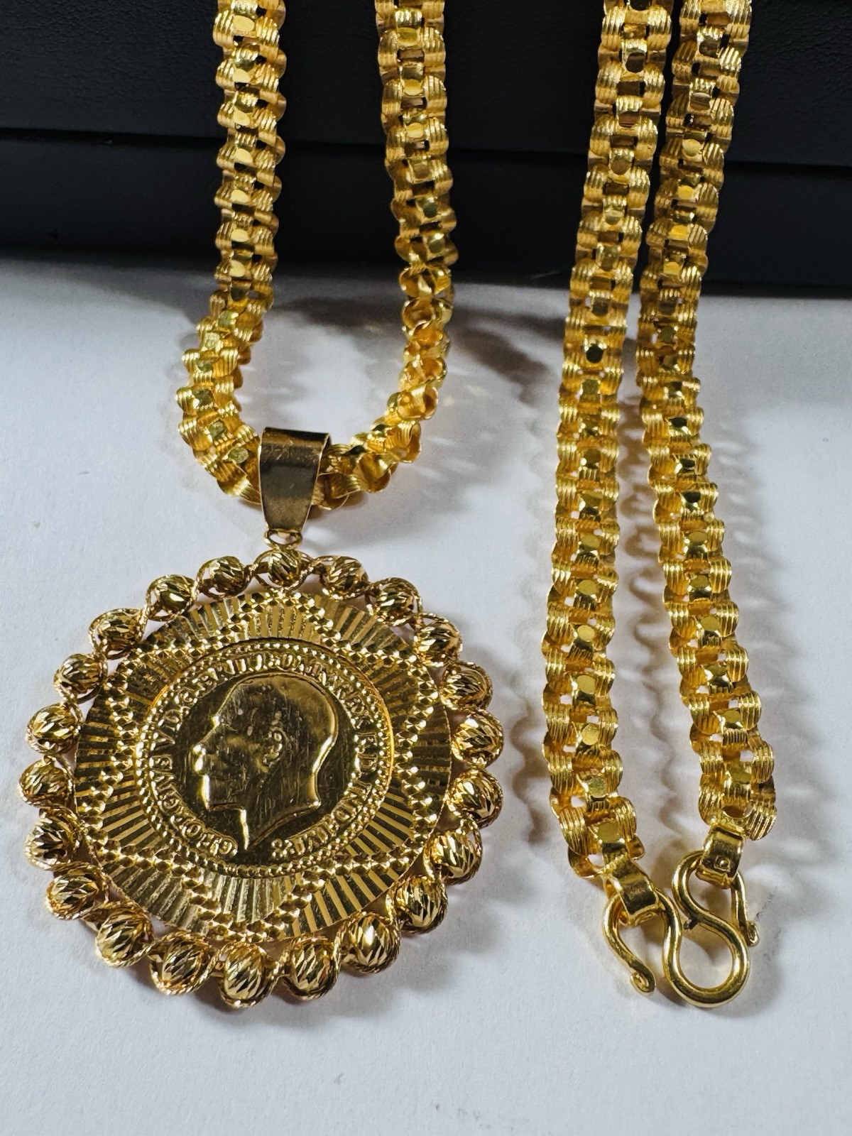 Solid Pure Genuine 22K 916 Dubai Gold Rare Coin Necklace 17.5/18 Inch 6mm 25.14g