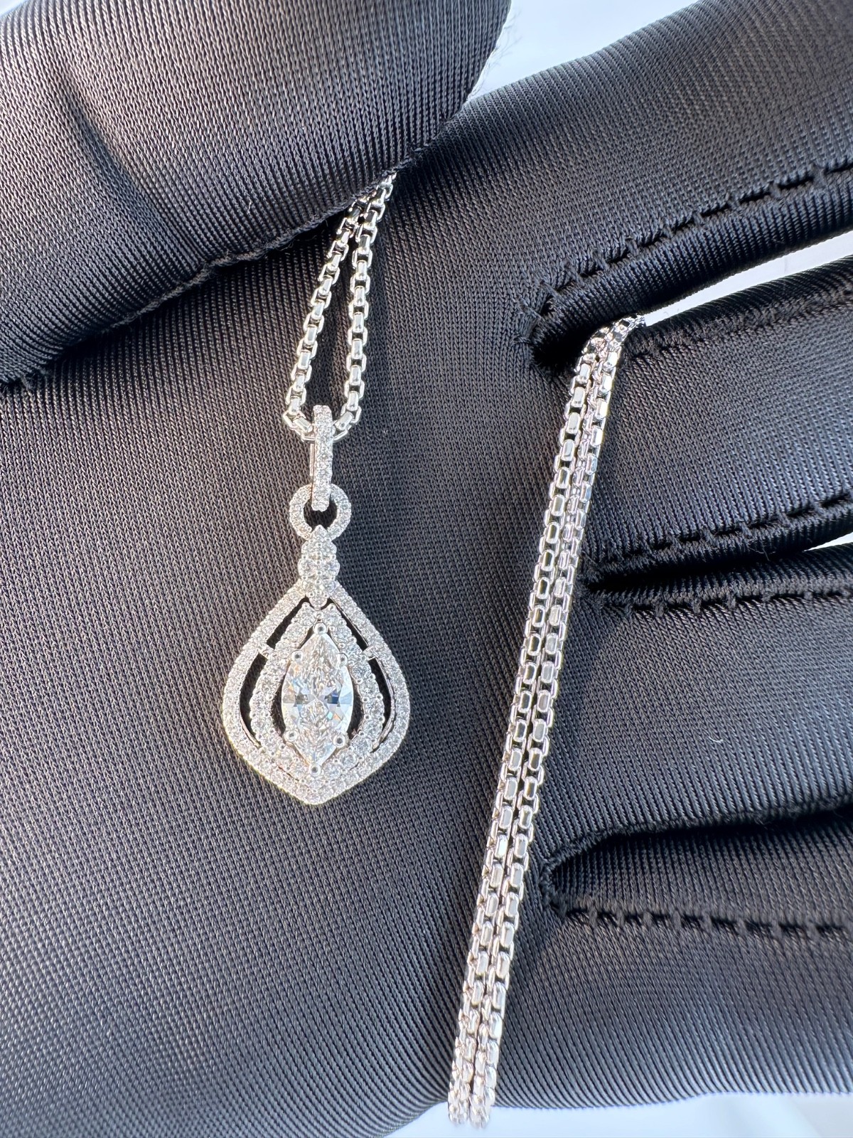 1.00 ct GIA SI1 / D Marquise Natural Diamond Set Into .77 tcw Pendant W Necklace