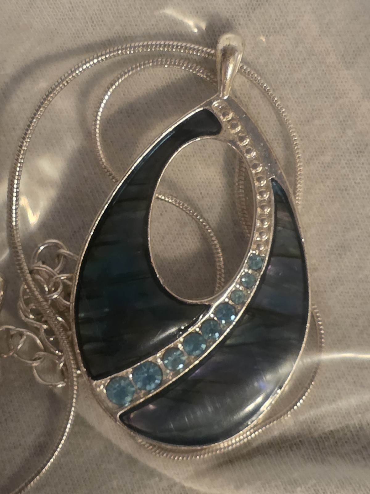Vintage Ocean Blue Kenneth Cole Signed Abalone Teardrop Pendant Necklace