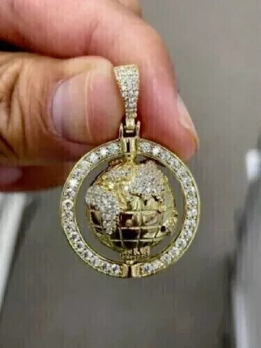 1.00Ct Lab Created Diamond Round World Map Circle Pendant 14K Yellow Gold Plated