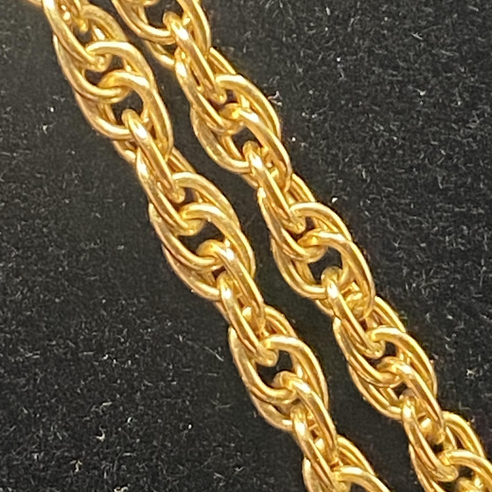 Avon Gold Tone Chain Necklace 32 In Womens Spring Ring Clasp Fashion Jewelry