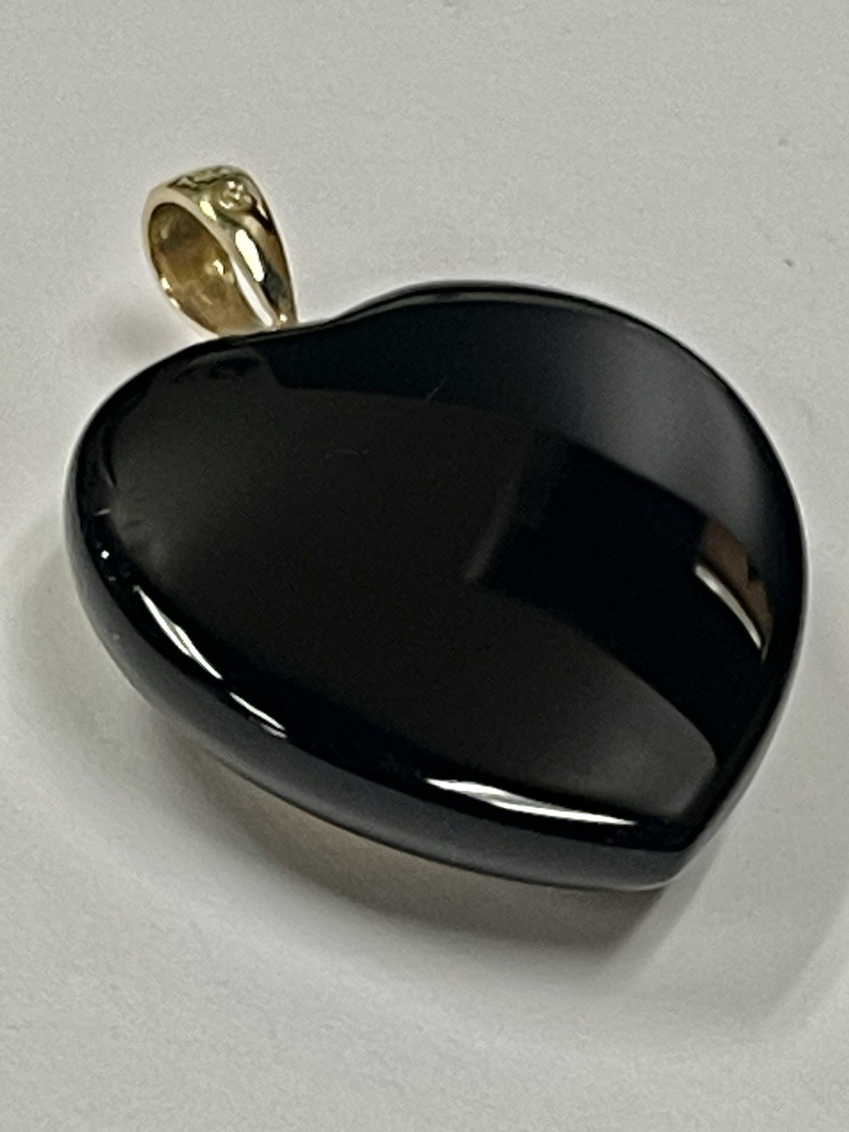 14 K Yellow Gold Ladies Heart Pendant Black Onyx Blue Topaz