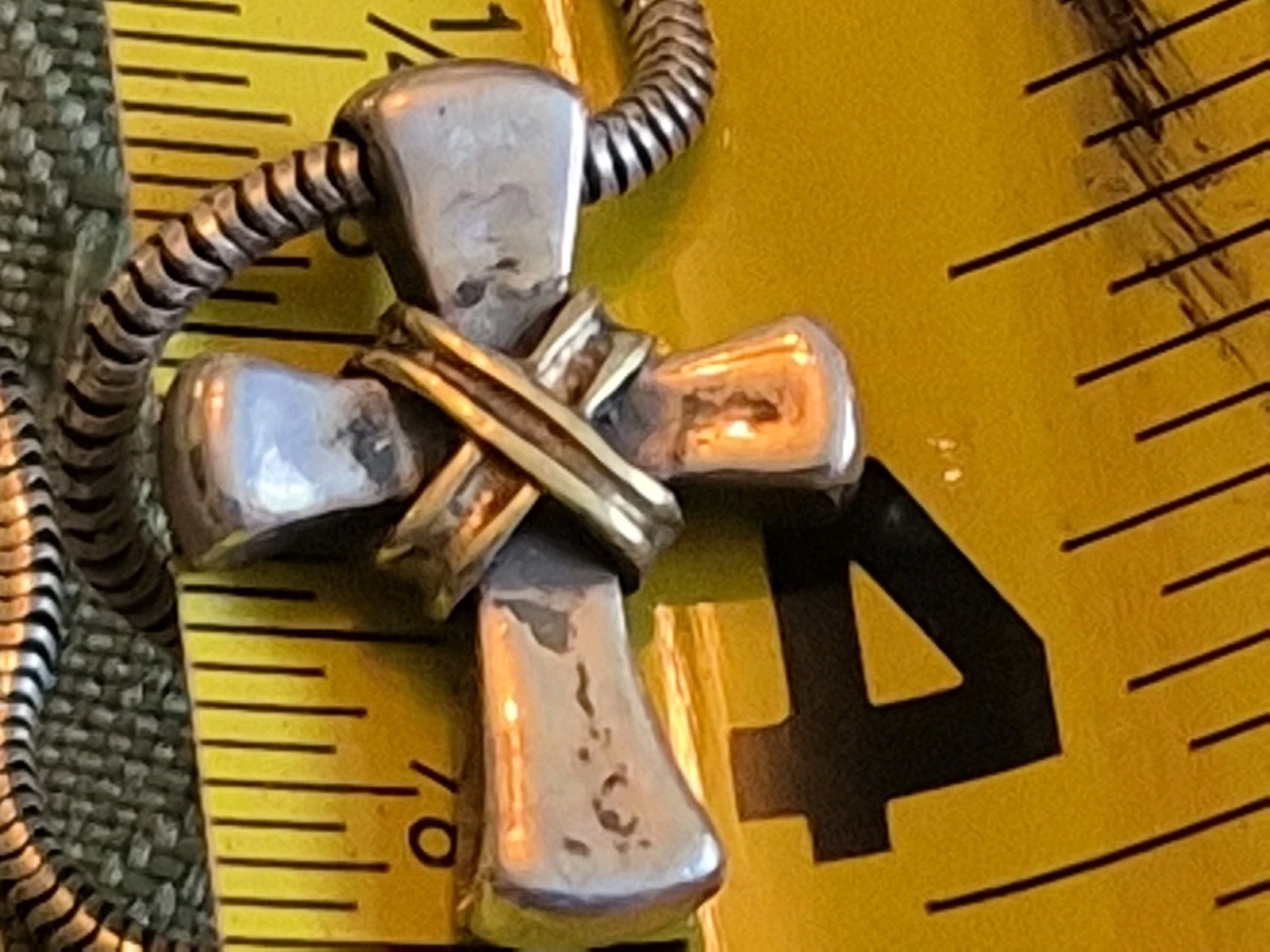 18K Gold Sterling Cross Pendant Designer Lagos Caviar 16″ Chain 8 Grams Unisex