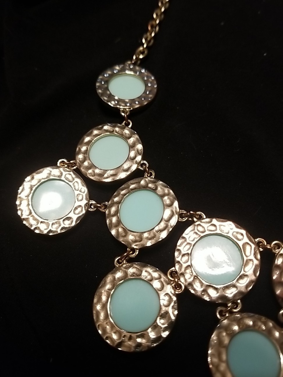 Amazonite Colored, Reverable, 21″ Adjustable Statement Station Necklace Unsigned