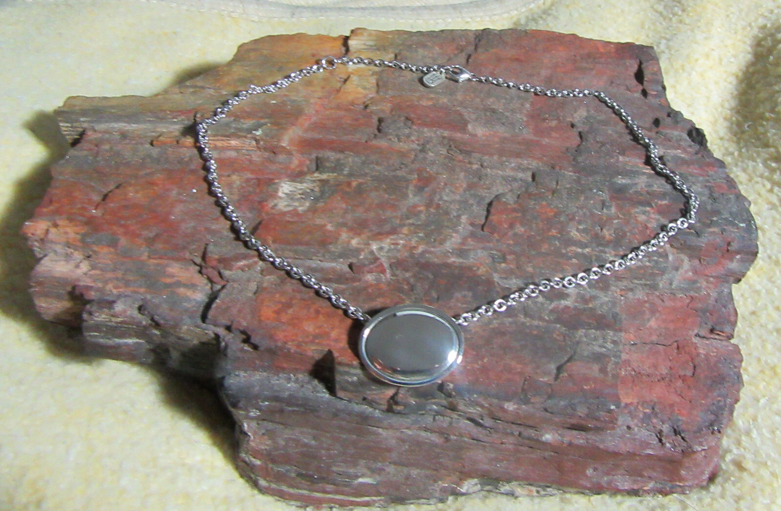 James Avery 925 Silver Engravable Oval Pendant Necklace 15-17 Inches Adjustable